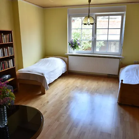 Kaiser Lothar Apartman *